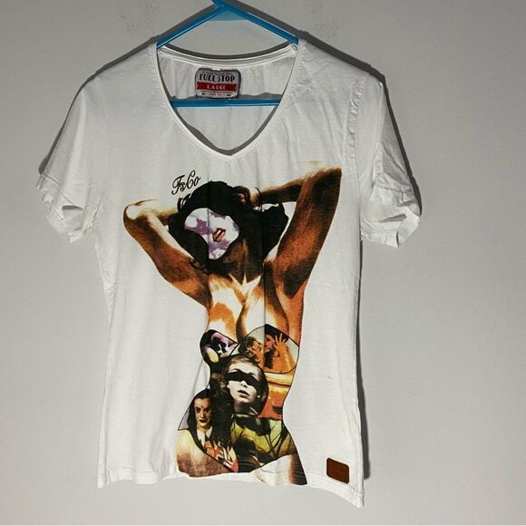 Full Stop V Neck Girl Printed Short Sleeve Tee size L - Picture 1 of 5